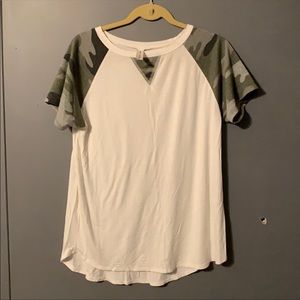 White Camo Vanilla Bay top
